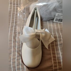 **FLOWER GIRLS- Wedding Season Is HERE**White Patent Mary Jane